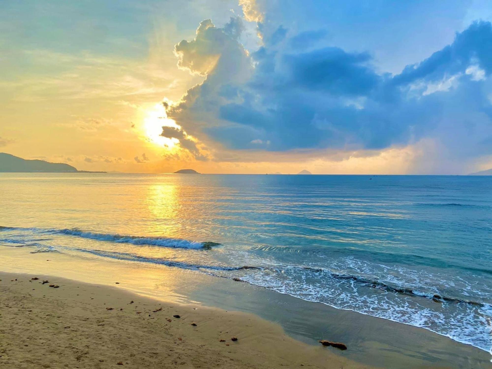 โรงแรมเดอะวิว Cam Lam ภายนอก รูปภาพ